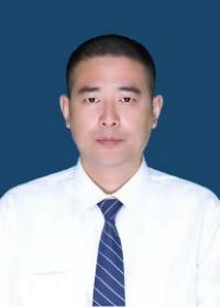 李强