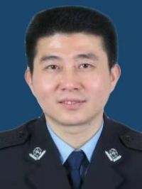 李建文